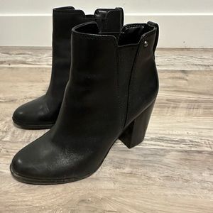 ALDO boots size 6